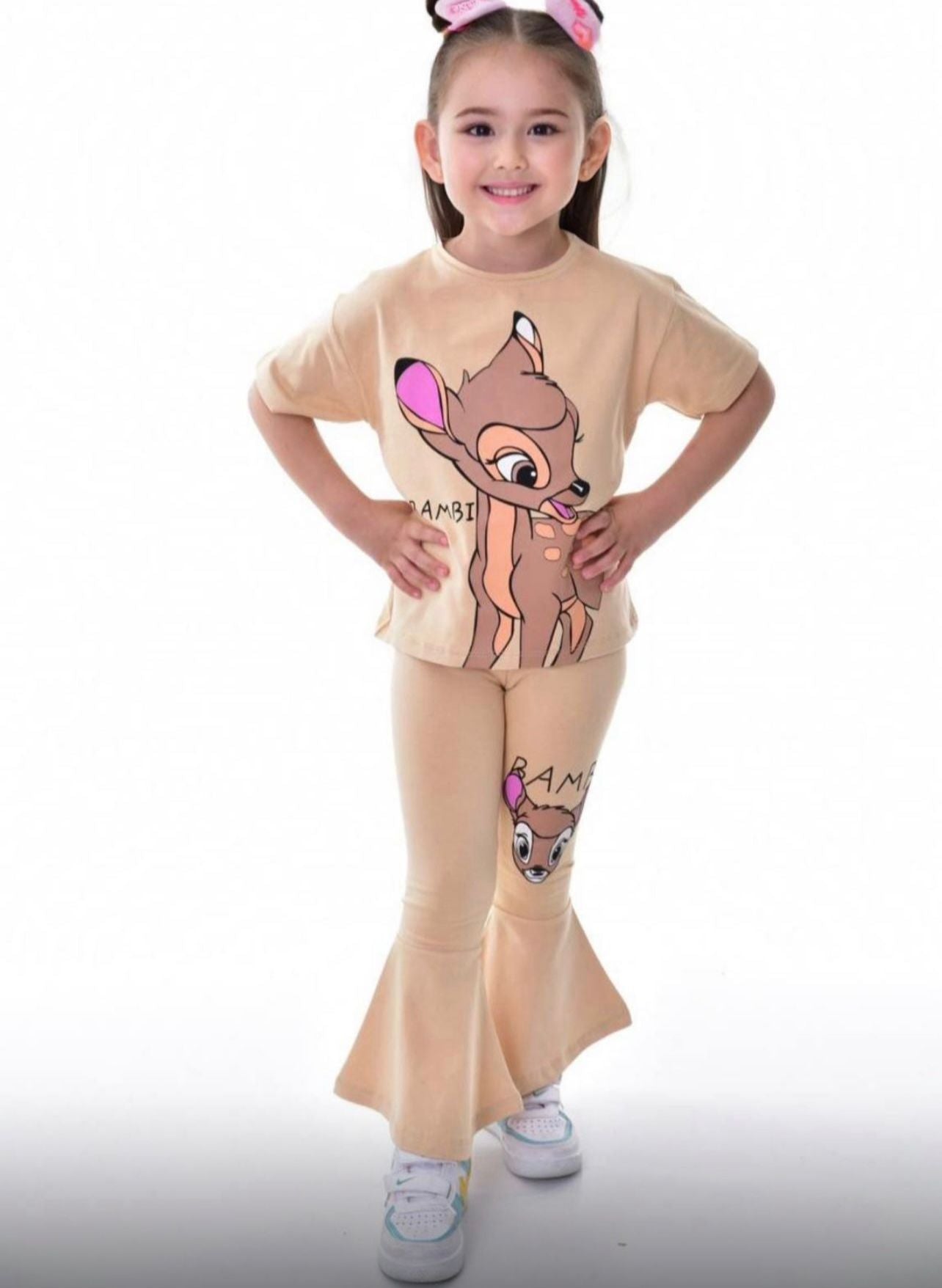 Kız çocuk bambi 2 parça set
Tişört ve tayt💟💟 Le174